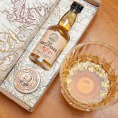 Coffret cadeau cire &agrave; moustache et bouteille de whisky