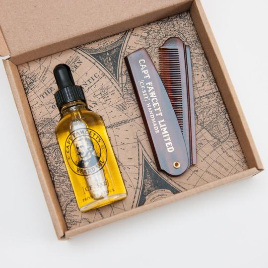 Coffret cadeau huile barbe et peigne