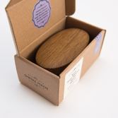 Brosse &agrave; moustache en bois